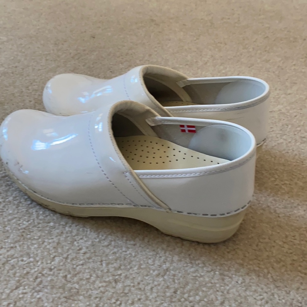 Sanita clogs